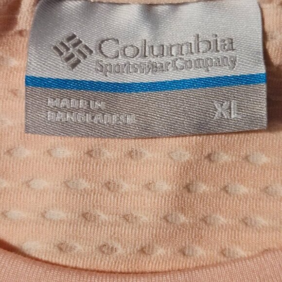 Columbia women’s top size XL. Beautiful light peach color. - Picture 4 of 6